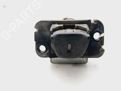 Used Tailgate handle TOYOTA AVENSIS Liftback (_T22_) 2.0 TD (CT220_, CT220R) (90 hp) 28091924