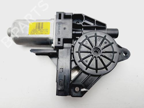Used Left front window motor VOLVO V60 I (155) D3 (150 hp) 23168825