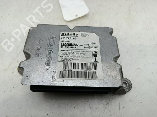 Used ECU airbags RENAULT CLIO III (BR0/1, CR0/1) 1.5 dCi (C/BR0G, C/BR1G) (68 hp) 31131739
