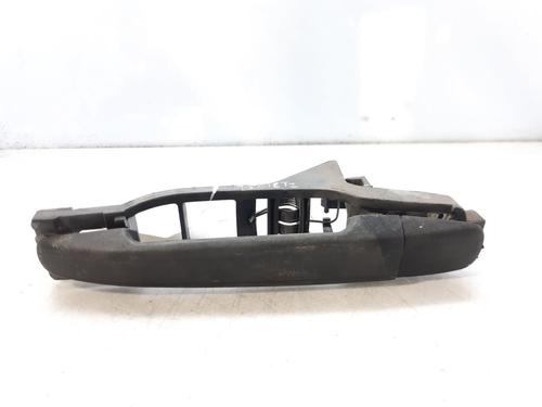 Used Rear left exterior door handle Rear left exterior door handle MERCEDES-BENZ C-CLASS (W202) C 220 CDI (202.133) (125 hp) 8610967 8610967