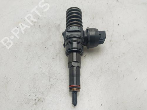 Used Injector VW TOUAREG (7LA, 7L6, 7L7) [2002-2013]  22900595