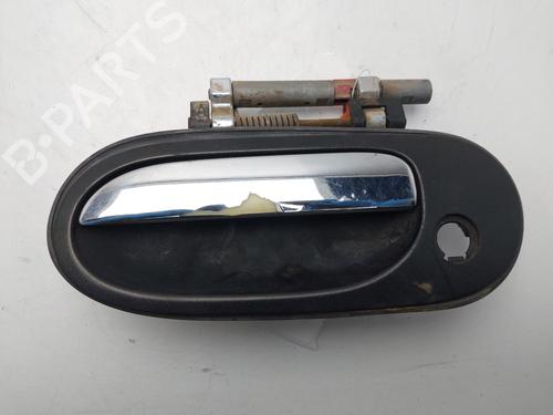 Venstre foran utvendig håndtak Venstre foran utvendig håndtak NISSAN ALMERA TINO (V10) [1998-2006] 33951158 33951158