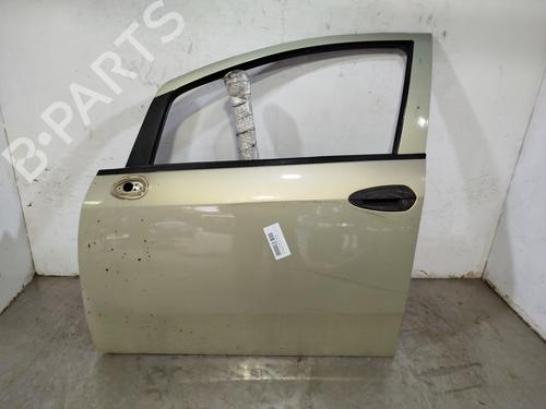 Used Left front door Left front door FIAT GRANDE PUNTO (199_) 1.4 (199AXB11, 199AXB1A, 199BXB1A, 199AXL1A) (77 hp) 35785016 35785016