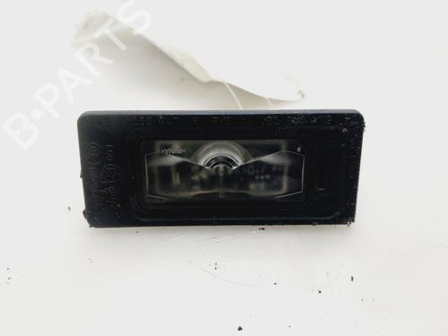 licence-plate-light-audi-a3-limousine-8vs-8vm-2013-2014-2015-2016-2017-2018-2019-2020-2021-32251836 main image