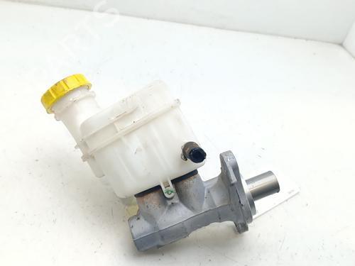 Used Brake master cylinder Brake master cylinder FIAT 500 (312_) 0.9 (312AXG1A, 312.AXG11) (86 hp) 34405475 34405475