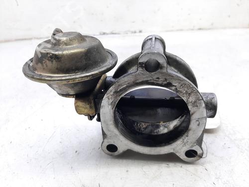 Used Throttle body MITSUBISHI GALANT VIII (EA_) 2.0 TDI (EA6A) (90 hp) 12404429