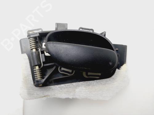 Venstre foran invendig håndtak PEUGEOT 206 Hatchback (2A/C) 1.4 LPG (75 hp) 31209903