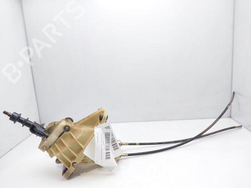 Used Gear lever HYUNDAI TUCSON (JM) 2.0 CRDi (113 hp) 17445816