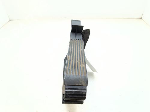 Used Pedal Pedal 37872677 37872677