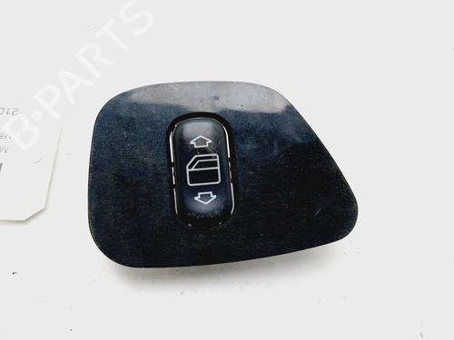 Used Right rear window switch MERCEDES-BENZ E-CLASS T-Model (S210) E 320 T CDI (210.226) (197 hp) 30696109