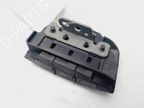 Switch MITSUBISHI LANCER VIII Sportback (CX_A) 2.0 DI-D (CX8A) | BP31816860I30