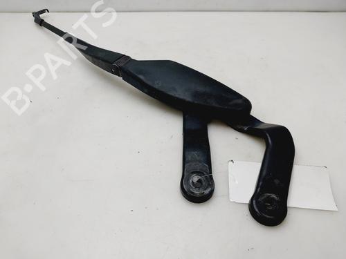Used Front windshield wiper arm MERCEDES-BENZ E-CLASS T-Model (S211) E 220 T CDI (211.208) (170 hp) 26738817