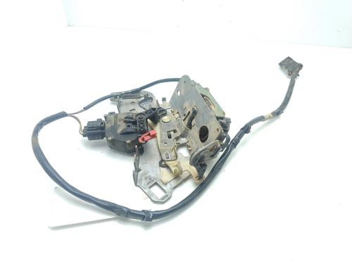 Rear left lock CHRYSLER VOYAGER IV (RG, RS) 2.5 CRD | BP24849166C100 