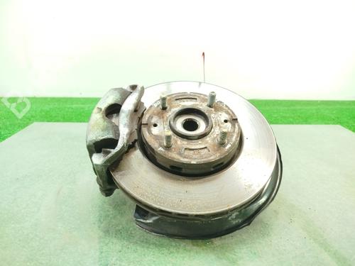Used Left front steering knuckle VOLVO S40 I (644) 2.0 (136 hp) 30107406