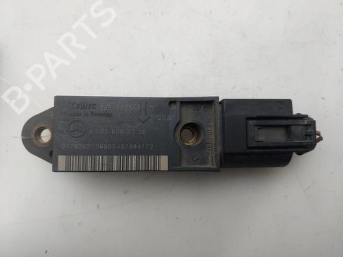 Used Electronic sensor Electronic sensor MERCEDES-BENZ E-CLASS (W211) E 320 CDI (211.026) (204 hp) 34697058 34697058