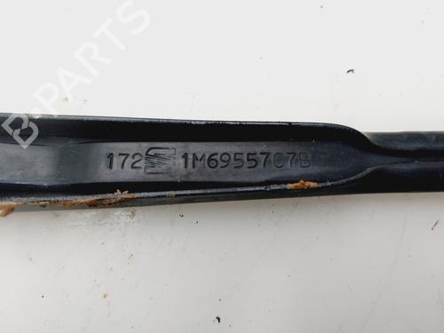 Rear windshield wiper arm SEAT LEON (1M1)  | BP32288845C144 