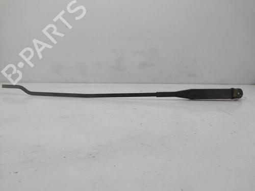 Used Front windshield wiper arm Front windshield wiper arm 39202922 39202922