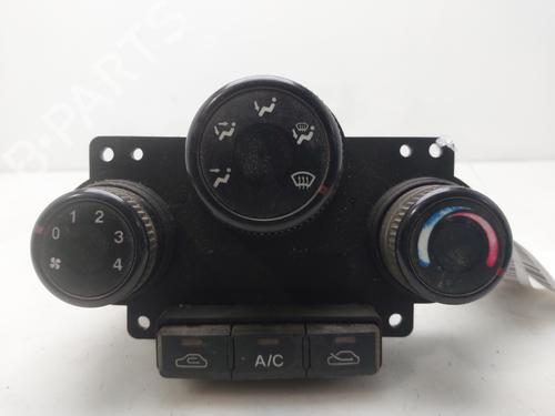 Commande Chauffage Commande Chauffage KIA CARENS I MPV (FC, FJ) 2.0 CRDi (113 hp) 34286067 34286067
