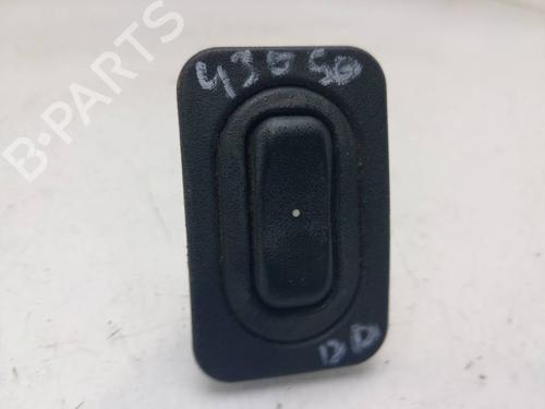 right-front-window-switch-opel-corsa-c-x01-2000-2001-2002-2003-2004-2005-2006-2007-2008-2009-39516930 main image