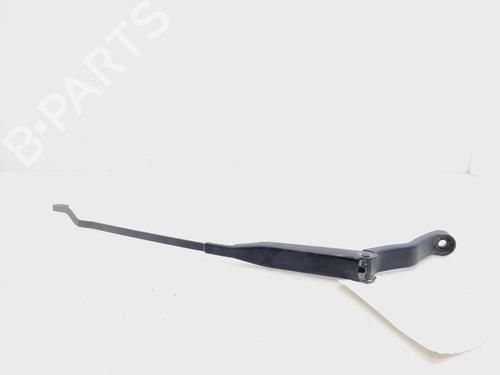 Front windshield wiper arm VOLVO S40 I (644) 1.9 DI | BP26730279C143 
