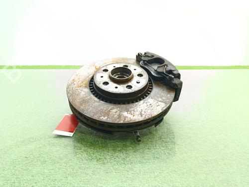 Used Right front steering knuckle Right front steering knuckle VOLVO XC70 I Cross Country (295) D5 XC AWD (163 hp) 32631343 32631343