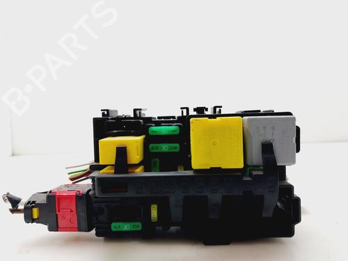 Used Fuse box PEUGEOT 308 II (LB_, LP_, LW_, LH_, L3_) [2013-2021]  30353558