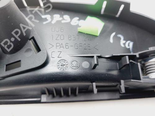 Front left interior door handle SKODA YETI (5L) 2.0 TDI | BP25993923I13 