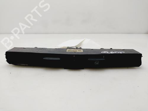 Bouton de warning OPEL ZAFIRA / ZAFIRA FAMILY B (A05) [2005-2019]  32095255