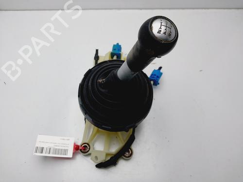 Used Gear lever Gear lever MITSUBISHI COLT VI (Z3_A, Z2_A) 1.1 (Z31A, Z32A) (75 hp) 32721549 32721549
