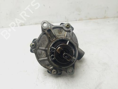 Used Vacuum pump MERCEDES-BENZ CLK (C209) CLK 270 CDI (209.316) (170 hp) 25848308