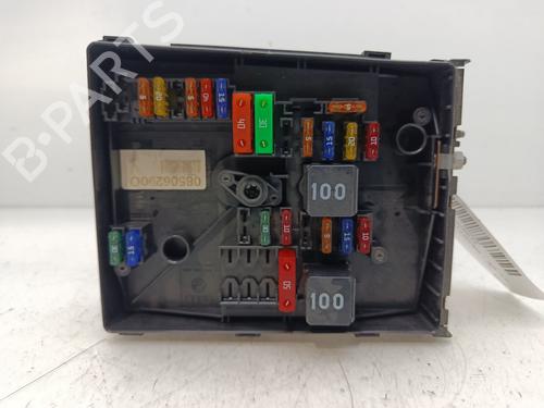 Used Fuse box VW GOLF VI (5K1) [2008-2014]  29445989