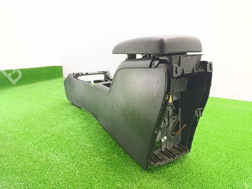 Armrest / Center console MERCEDES-BENZ B-CLASS Sports Tourer (W245)  | BP28319877I20