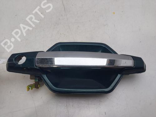 Used Front left exterior door handle HYUNDAI TERRACAN (HP) 2.9 CRDi 4WD (150 hp) 17901139