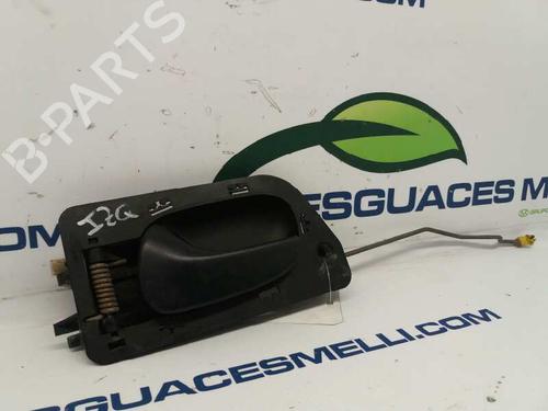 Used Front left interior door handle RENAULT LAGUNA I (B56_, 556_) [1993-2002]  3299343