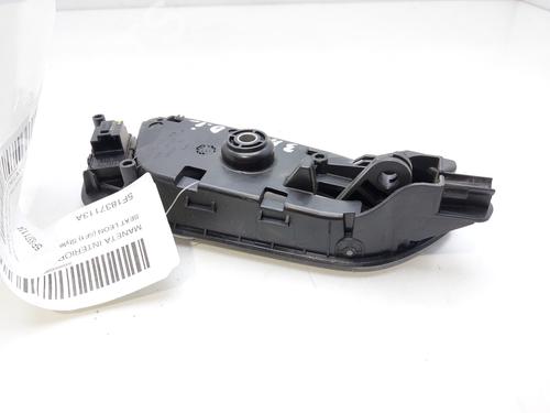 Front left interior door handle SEAT LEON (5F1)  | BP14977665I13 