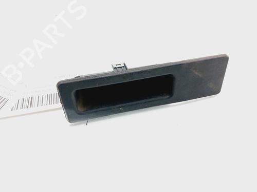 Used Tailgate handle BMW X1 (F48) sDrive 16 d (116 hp) 18660141