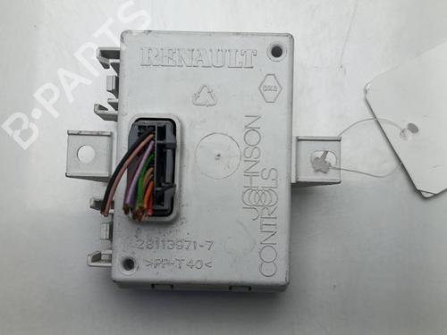 Electronic module RENAULT ESPACE IV (JK0/1_) 2.0 dCi (JK01, JK02, JK1J, JK1K, JK1H) | BP39960052M83 - Image 2