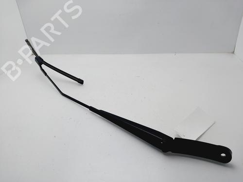 Used Front windshield wiper arm SEAT ARONA (KJ7, KJP) 1.6 TDI (115 hp) 25890727