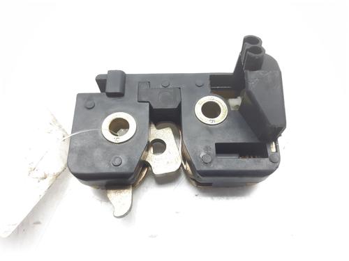 Used Tailgate lock FORD FIESTA IV (JA_, JB_) 1.25 i 16V (75 hp) 12402665