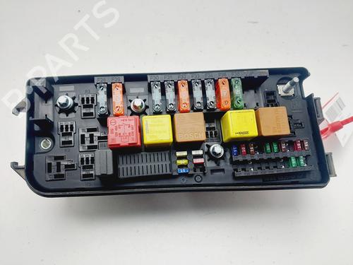 Used Fuse box OPEL VECTRA C (Z02) [2002-2009]  26006776