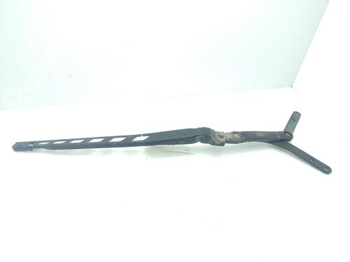 Used Front windshield wiper arm BMW 5 (E60) 520 i (170 hp) 24447414