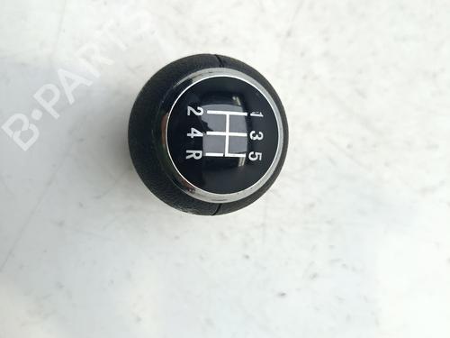 Used Shift knob Shift knob SUZUKI SWIFT IV (FZ, NZ) 1.3 DDiS (AZG413D, ZC02S, ZC92S) (75 hp) 36002678 36002678
