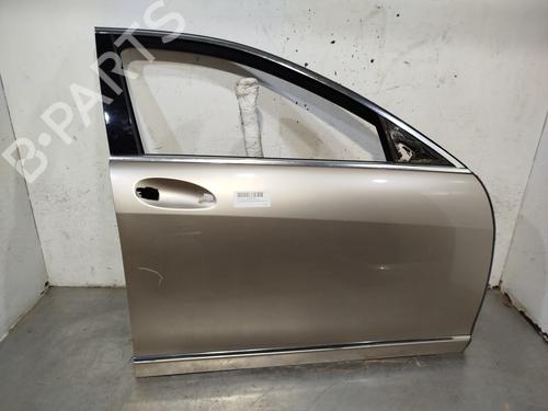 Used Right front door MERCEDES-BENZ S-CLASS (W221, V221) S 500 (221.071, 221.171) (388 hp) 25038162