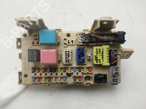 Used Fuse box Fuse box 37181507 37181507