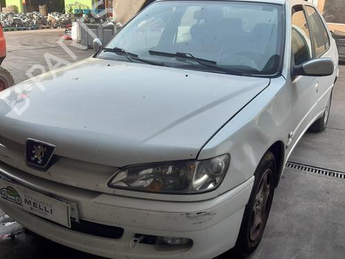 Venstre forlygte PEUGEOT 306 (7B, N3, N5) 2.0 HDI 90 | BP21185906C28