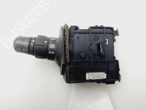 Used Headlight switch RENAULT SCÉNIC II (JM0/1_) [2003-2010]  30671994