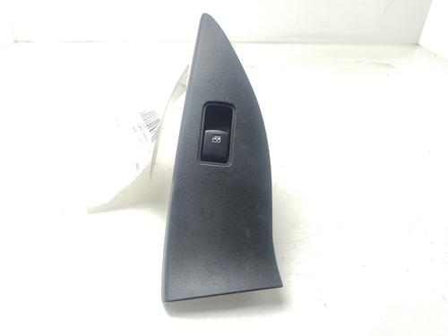 Used Right rear window switch SUBARU FORESTER (SJ_) [2012-2025]  28418768