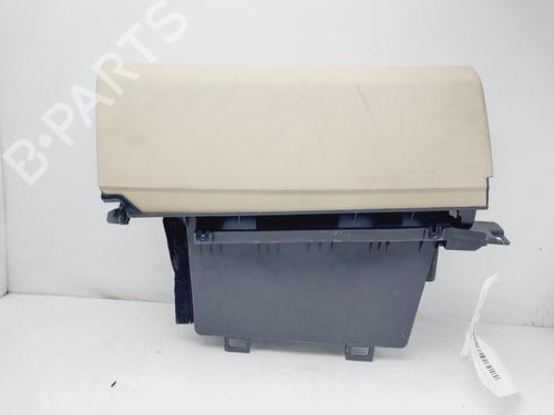 Used Glove box MERCEDES-BENZ B-CLASS Sports Tourer (W245) B 200 CDI (245.208) (140 hp) 20132204