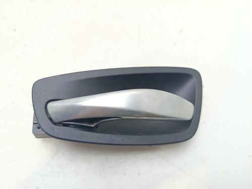 Venstre bagtil invendig håndtag Venstre bagtil invendig håndtag BMW 1 (E87) 118 d (143 hp) 36219464 36219464
