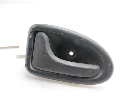 Used Rear left interior door handle Rear left interior door handle NISSAN PRIMASTAR Van (X83) 2.0 dCi 90 (90 hp) 35795947 35795947